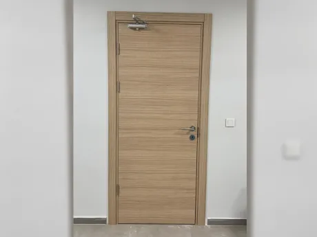yangına dayanıklı yavaşça kapanan kapı örneği